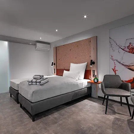 Weinmotel Simon 1 A