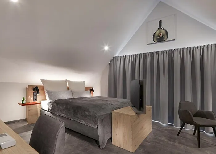 Weinmotel Simon 1 A Penzion Alzenau in Unterfranken