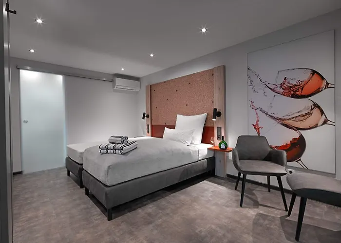 Weinmotel Simon 1 A