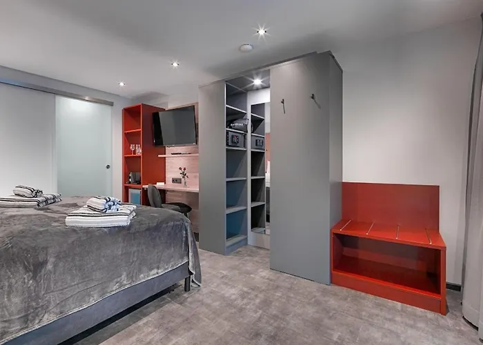 Weinmotel Simon 1 A בית הארחה 3*
